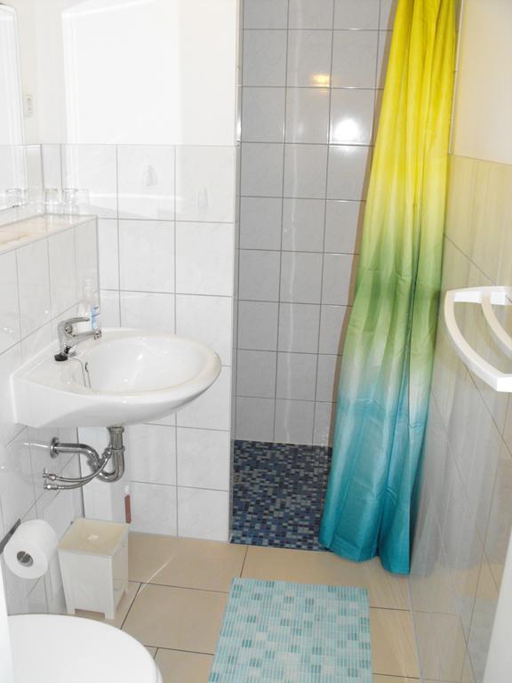 Pension Fuerst Borwin Markgrafenheide Szoba fotó